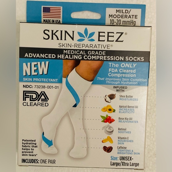SKINEEZ white large/X Large skin-reparative hydrating compression socks unisex - Picture 2 of 6